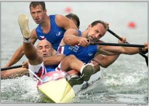 Reuters photo 2006 World Championships C4 200m final